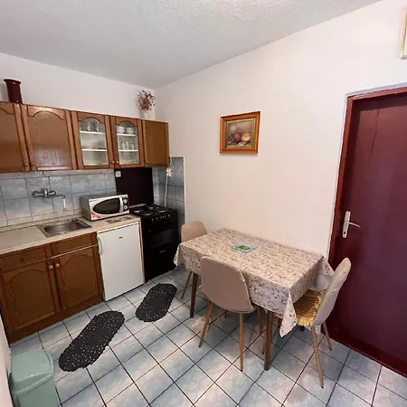 Apartment Ferienwohnung Fuer 2 Personen Ca 25 Qm In Nin, Dalmatien Norddalmatien